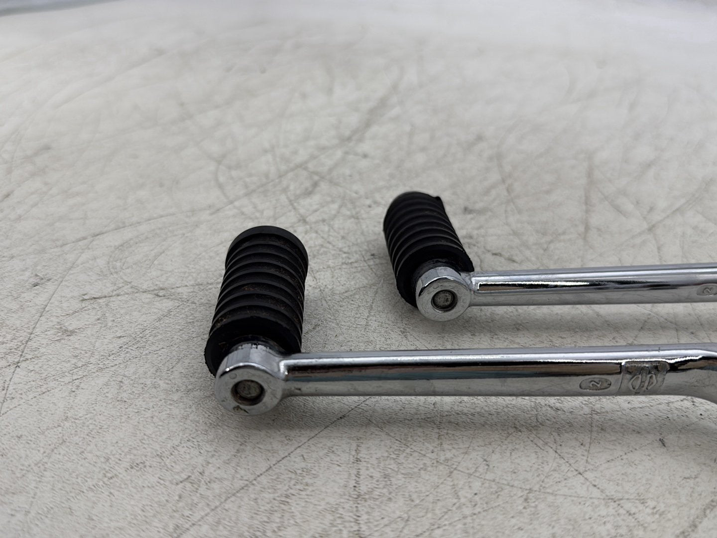 2015 Harley Road Glide Touring FLTRXS OEM Gear Shifter Lever Pedal Pedals