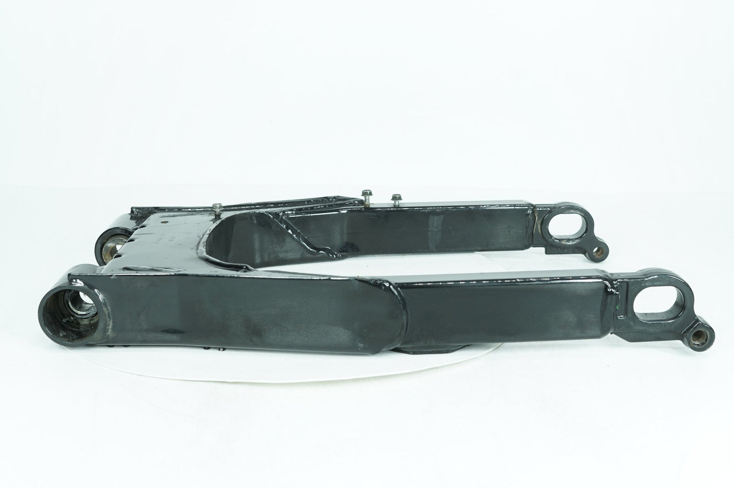 1999 - 2006 Harley-Davidson Touring Road King Rear Fork Swingarm Swing Arm  	47549-02A