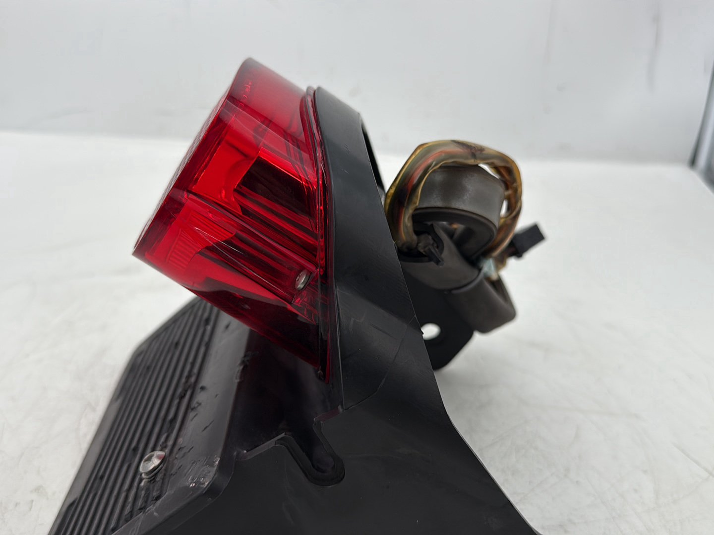 2005 Harley Dyna FXDWG Wide Glide OEM Rear Brake Taillight Tail Lamp
