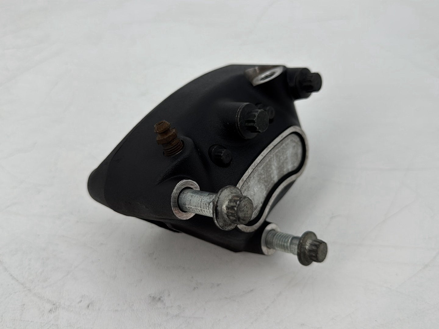 1999 - 2006 Harley-Davidson Touring Electra Glide Classic Front Left 1 Brake Caliper 44046-00D