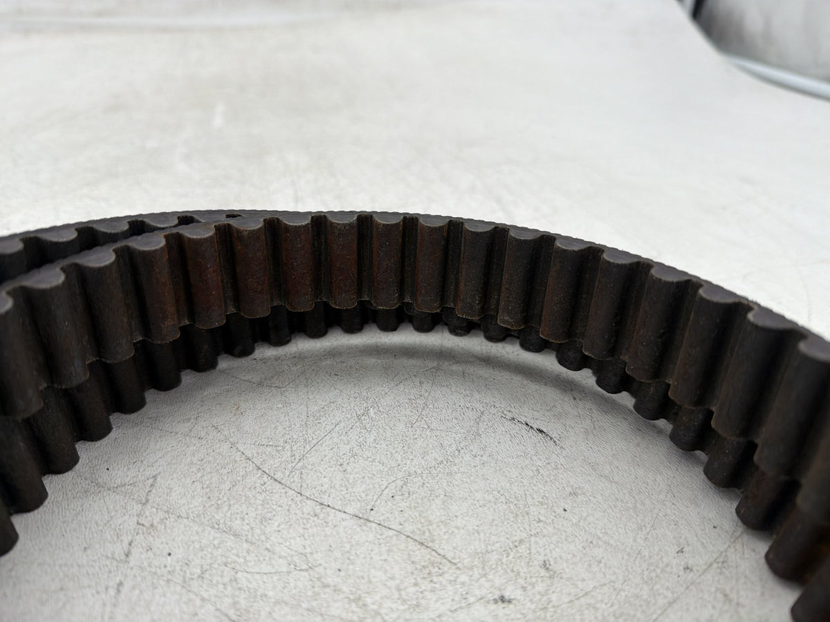 2001 Harley Fat Boy Softail FLSTF OEM Rear Drive Belt 40307-00 135T 1-1/8"