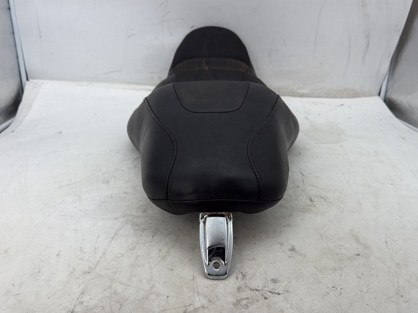 2012 Harley Dyna FXDF Fat Bob OEM Passenger Rider Driver Seat Saddle