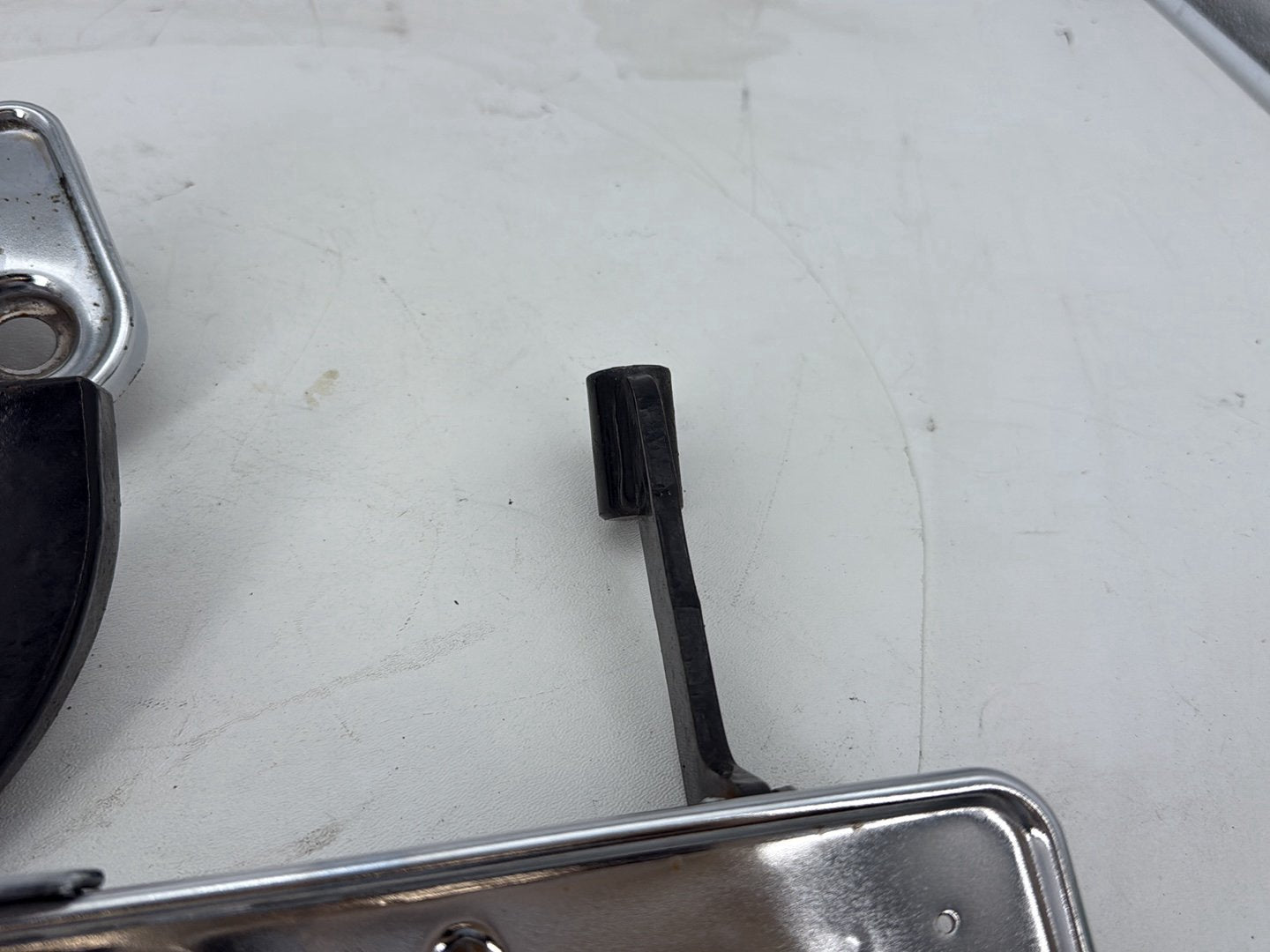 2005 Harley Road Glide Touring FLTRI OEM Left Right Driver Floorboard Foot Rest