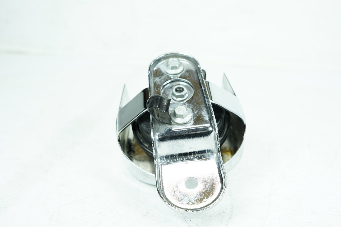2007 - 2016 Harley-Davidson Touring CVO Electra Screamin Eagle Horn Signal Klaxon Chrome Cover 69060-90F