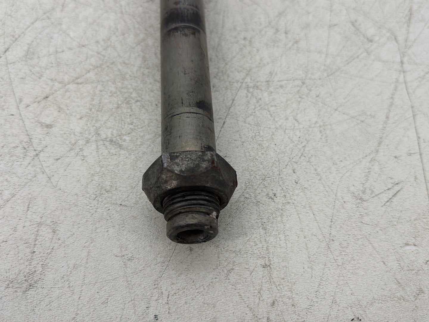 2012 Harley Dyna Super Glide Custom FXDCI OEM Rear Wheel Axle Bolt Shaft
