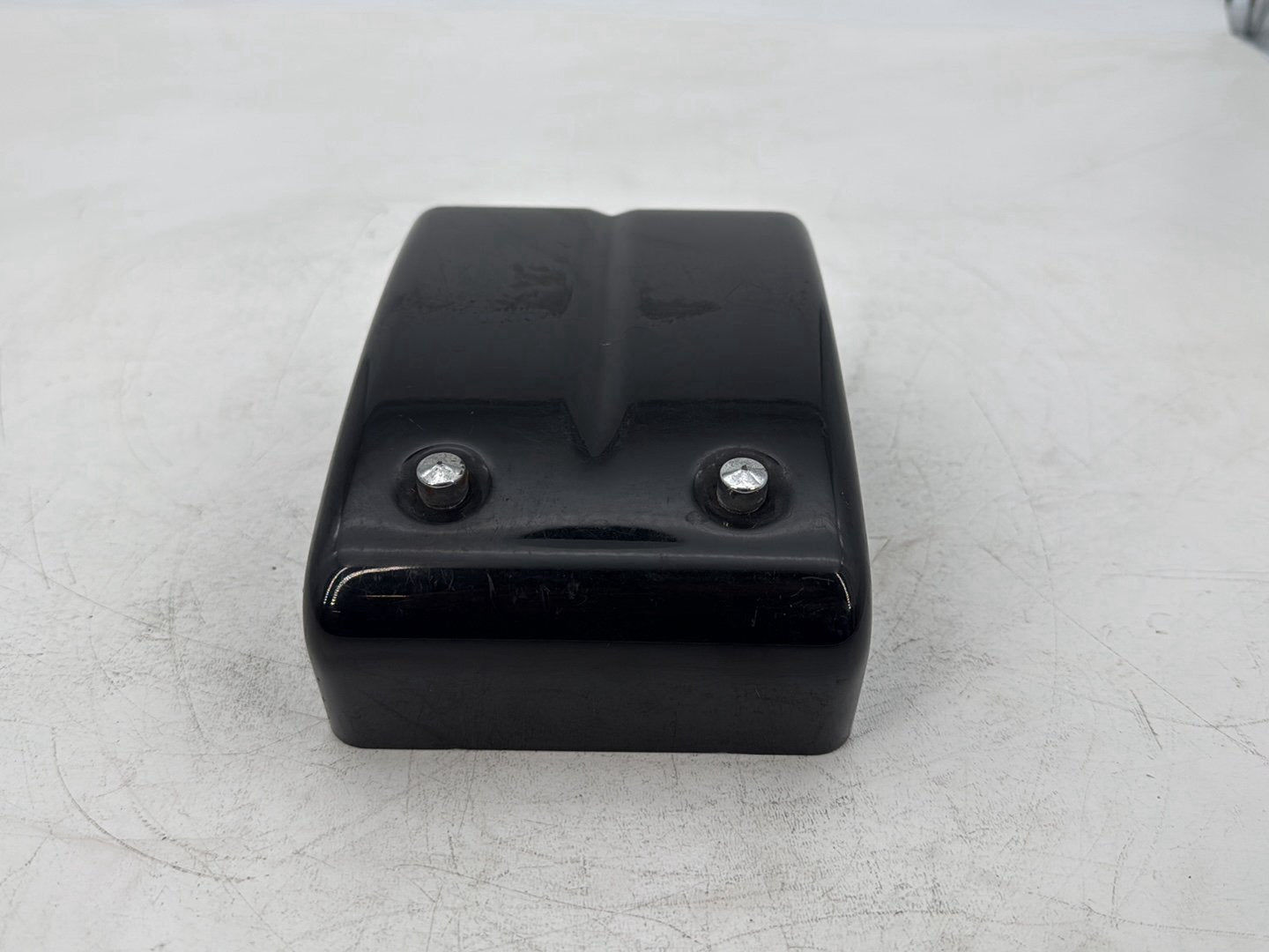1999 - 2006 Harley-Davidson Dyna Super Glide Electrical Side Cover Tray Panel 66361-04