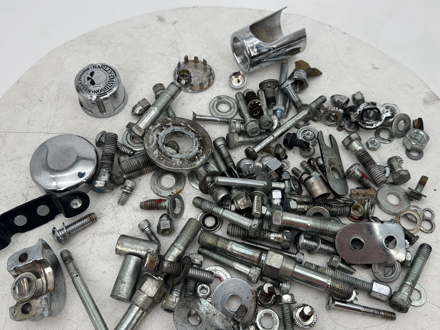 1999 - 2006 Harley-Davidson Dyna Wide Glide Hardware Bolts Nuts & Brackets