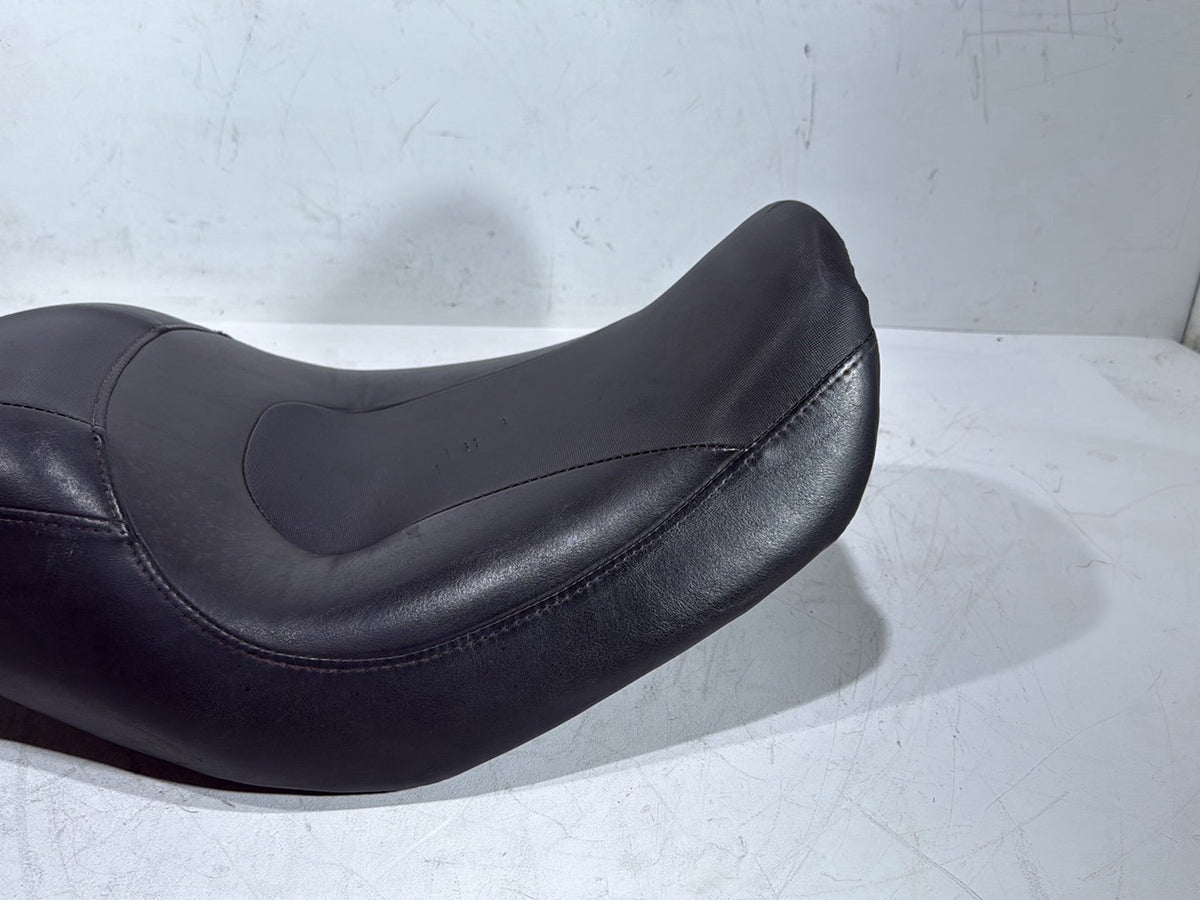 2008 Harley Dyna Fat Bob FXDF OEM Passenger Rider Driver Seat Saddle