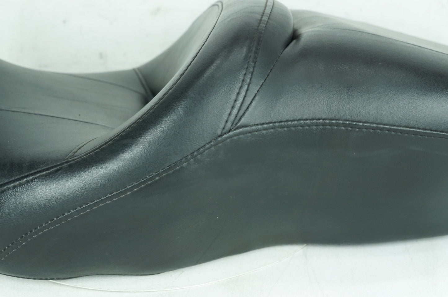 2008 - 2016 Harley-Davidson Touring Electra Glide Ultra Passenger Rider Driver Seat Saddle 52000033