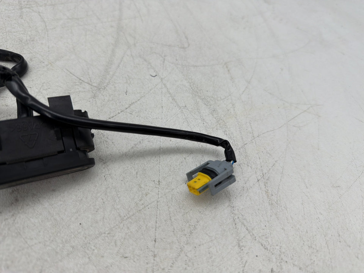 2017 Harley Dyna Street Bob FXDB OEM Dash Indicator Lamp Wire Plug In 68789-96A