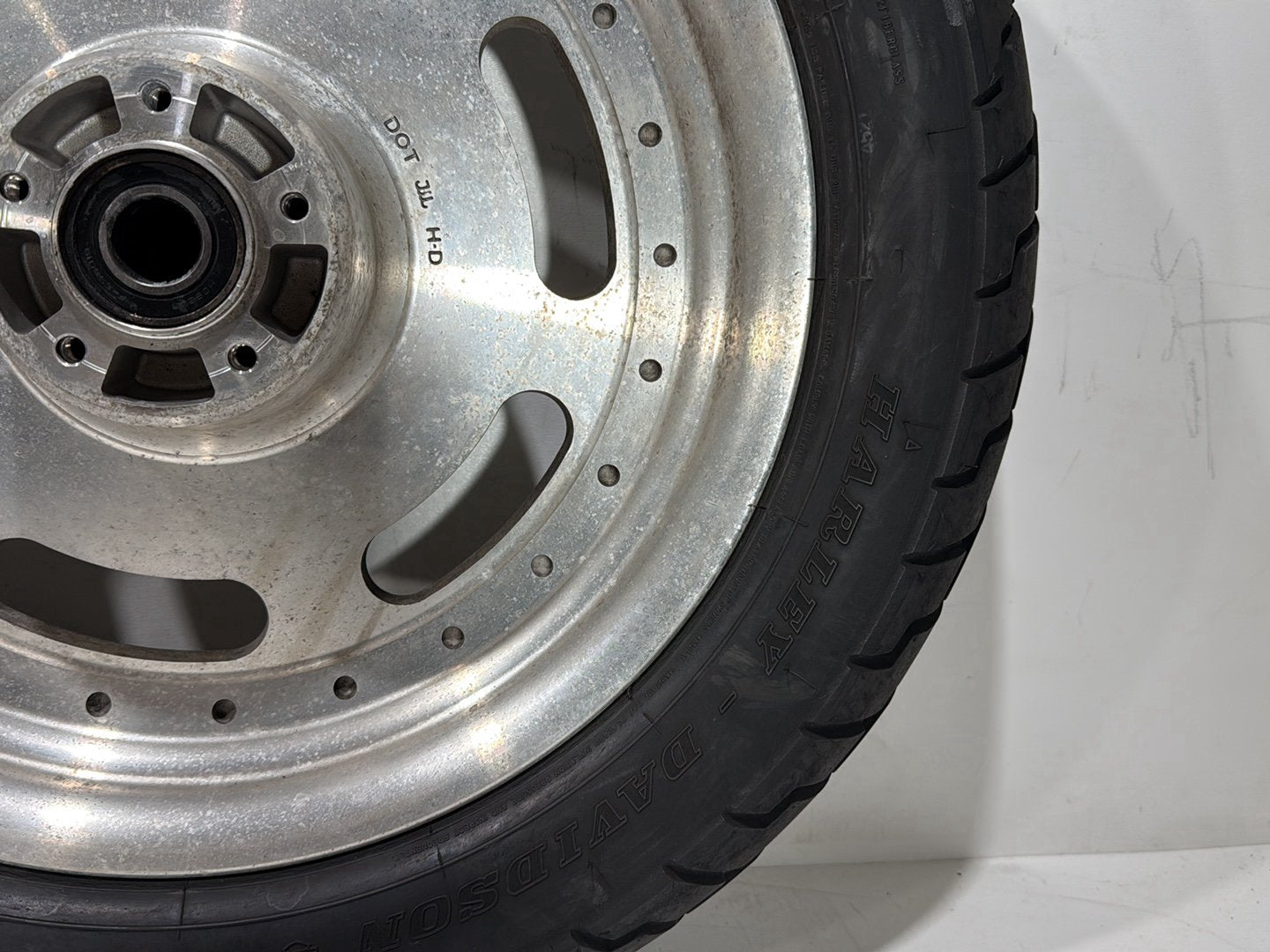 2010 Harley Dyna Fat Bob FXDF OEM Front & Rear Wheel Rim Tire 16"