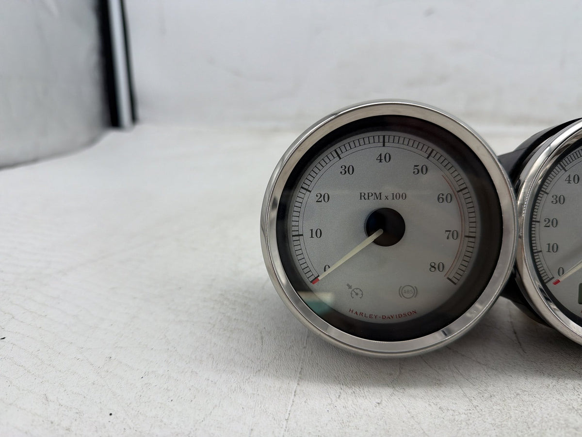 13 Harley Street Glide Touring Air Oil Volt Fuel Tacho Speedo Gauges Silver Face