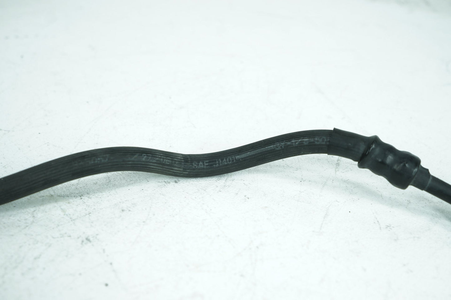 1999 - 2006 Harley-Davidson Dyna Street Bob Rear Brake Hose Line Pipe 40956-00A