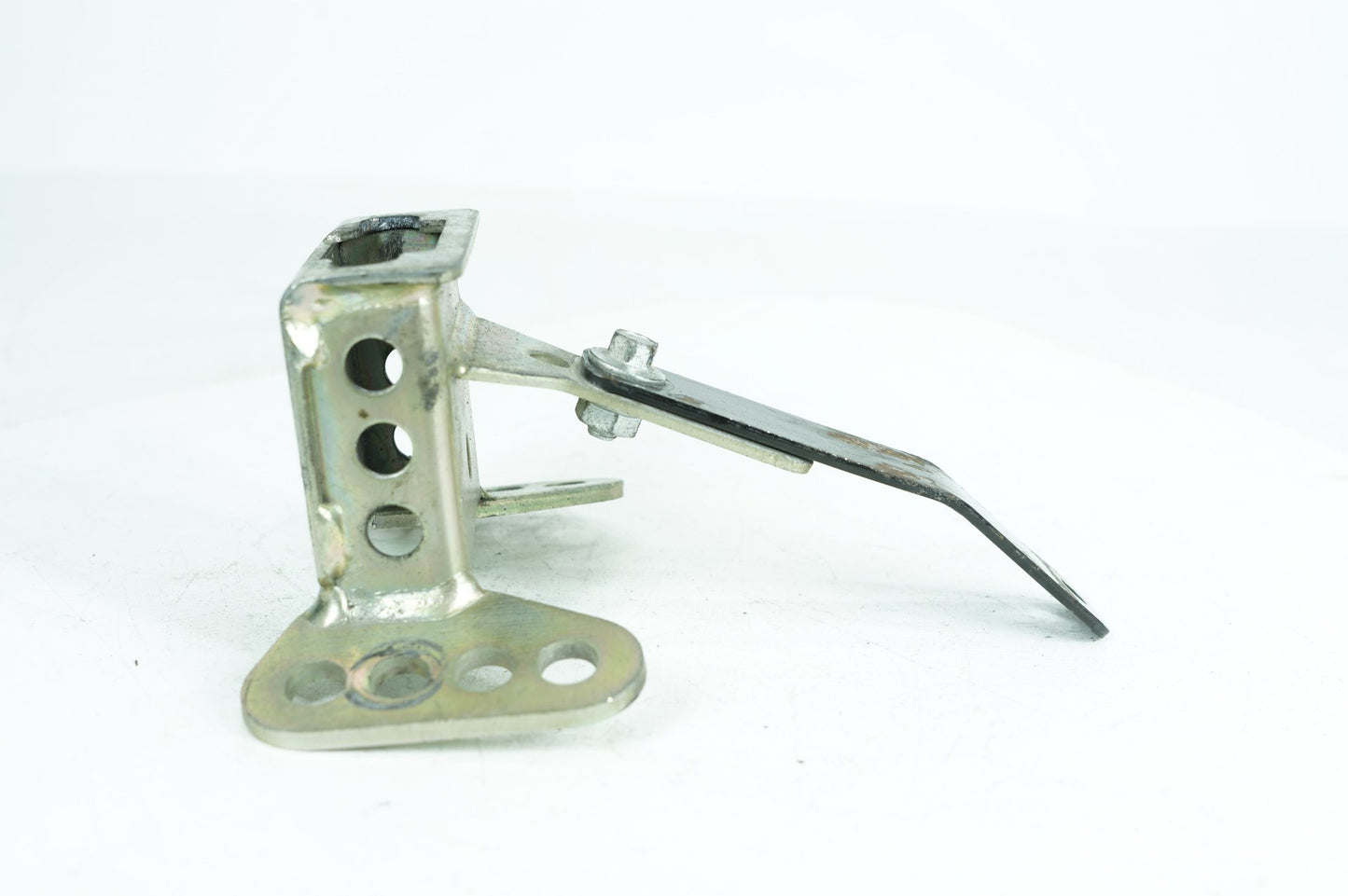 1999 - 2006 Harley-Davidson Touring Electra Glide Classic Driver Rider Backrest Bracket Mount 52589-09A 52589-09A