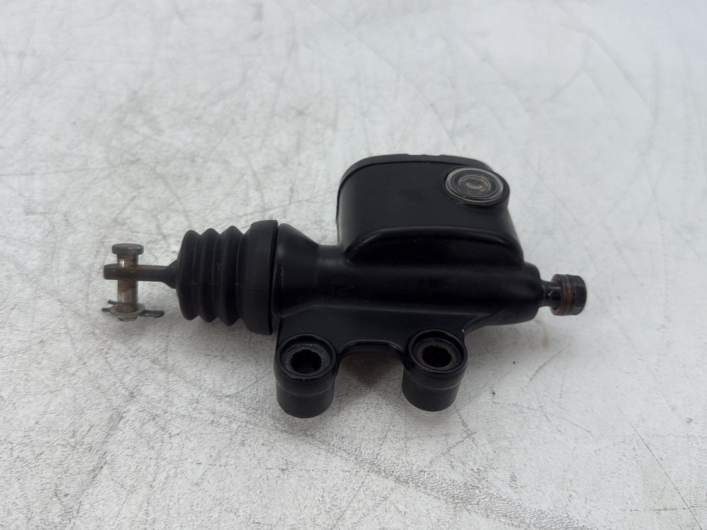 2010 Harley Street Glide Touring FLHX OEM Rear Brake Master Cylinder Reservoir