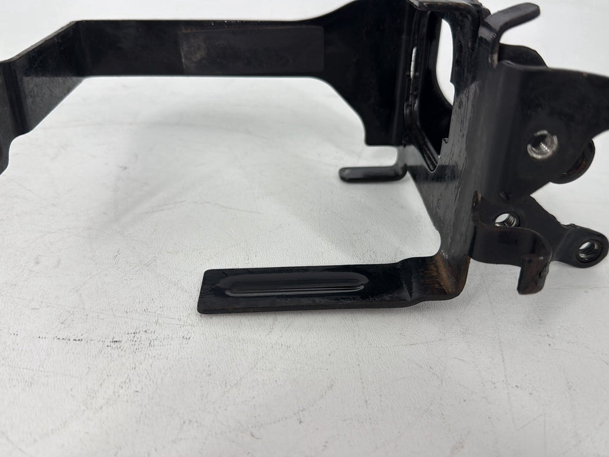 2005 Harley Sportster XL883C 883 Custom OEM Battery Tray Bracket Holder Carrier