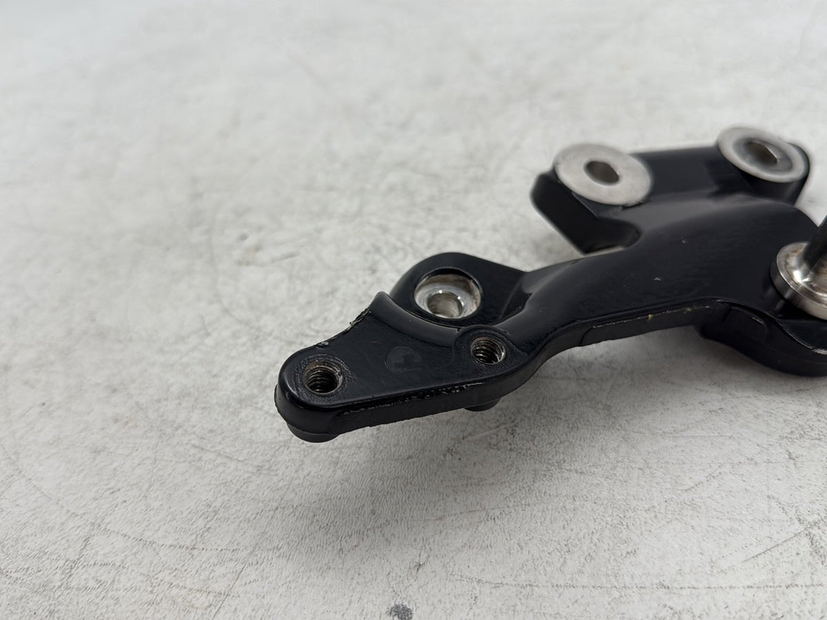 2019 Harley Softail Street Bob FXBB OEM Mounting Brackey Holder Support Bas