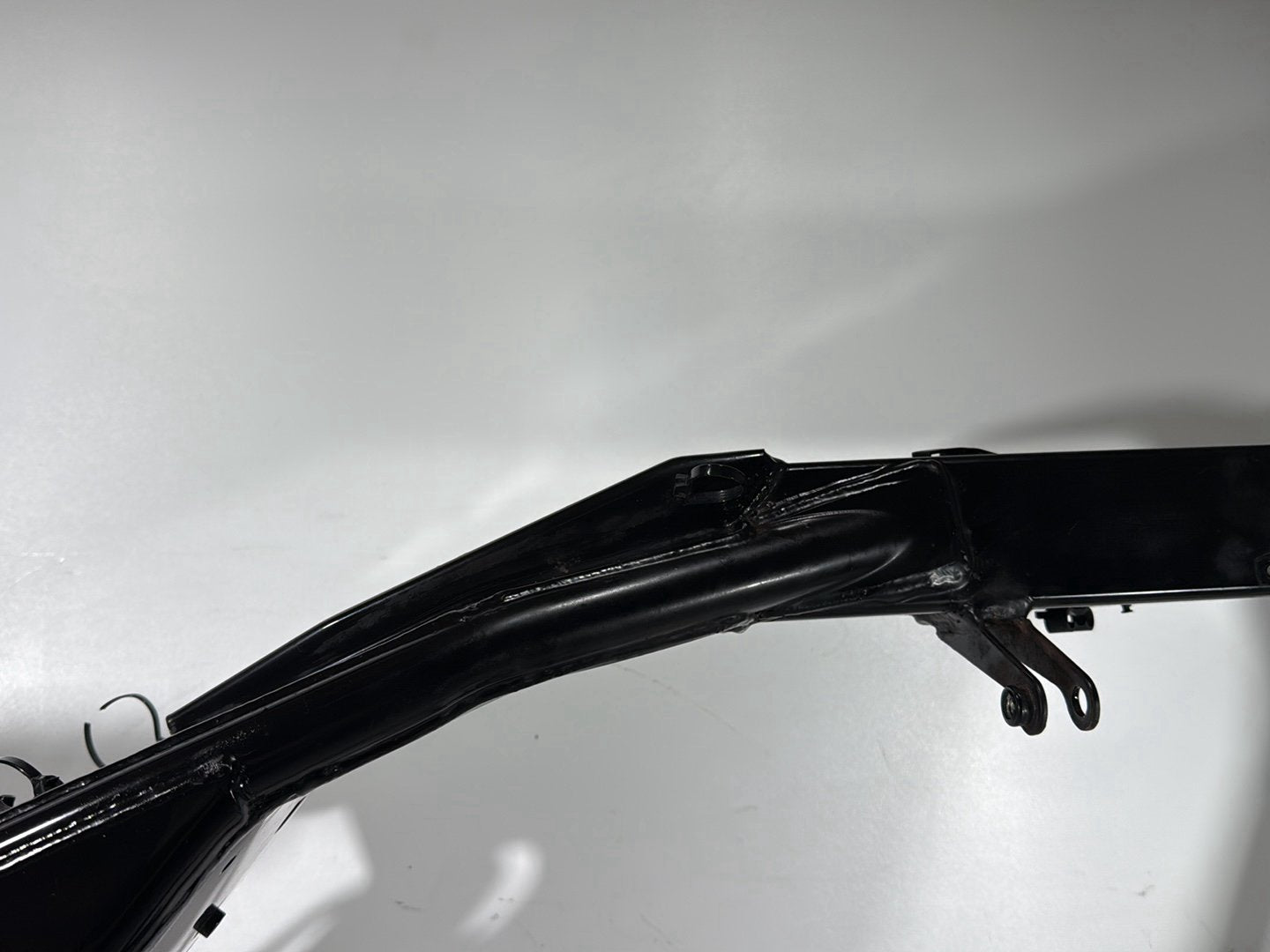 1999 - 2006 Harley-Davidson Touring Electra Glide Body Main Frame Chassis SLVG 47900-02A