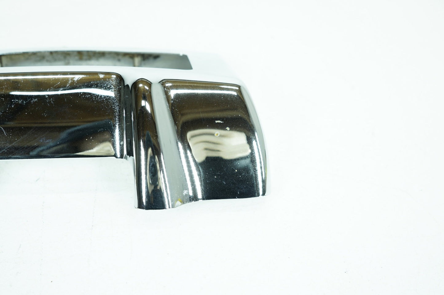 2007 - 2012 Harley-Davidson Touring Electra Glide Ultra Mount Bracket Support Holder 62533-11