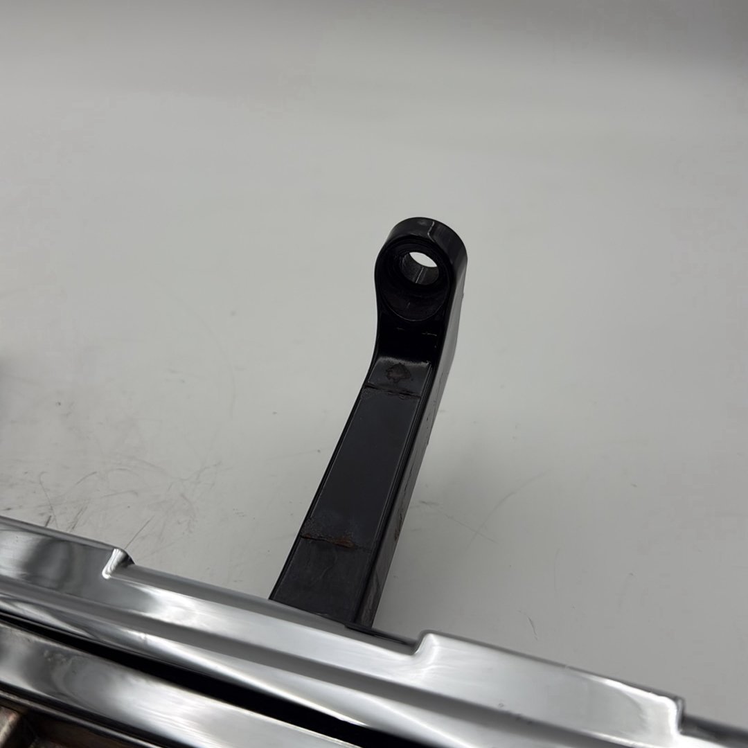 2007 - 2012 Harley-Davidson Touring Electra Glide Classic Left & Right Passenger Floorboard Foot Rest Kuryakyn 7906
