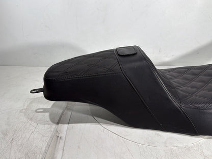 2011 Harley Street Glide Touring FLHX OEM Passenger Rider Driver Seat Saddle
