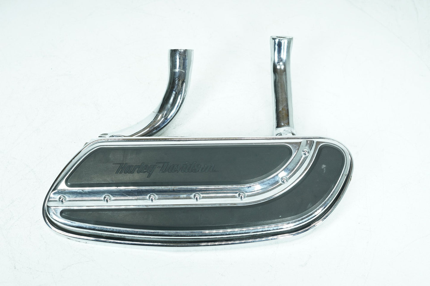 2007 - 2012 Harley-Davidson Touring CVO Electra Screamin Eagle Right Driver 1 Floorboard Foot Rest 50683-04