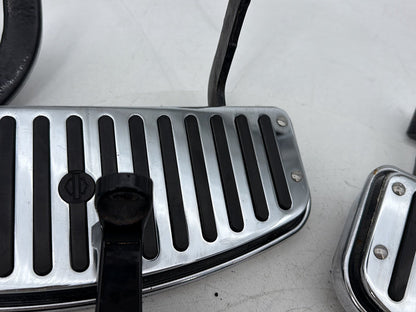 1999 - 2006 Harley-Davidson Touring Electra Glide Left Right Driver & Pass Floorboard Foot Rest 50621-79A