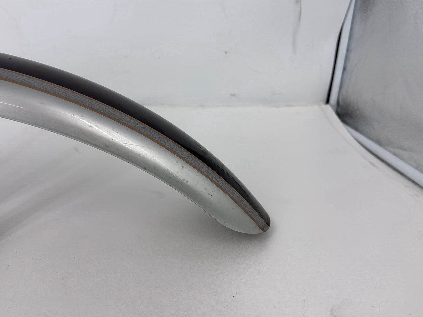 2003 Harley Sportster XL1200C 1200 Custom Anniversary OEM Front Wheel Fender Shell Panel