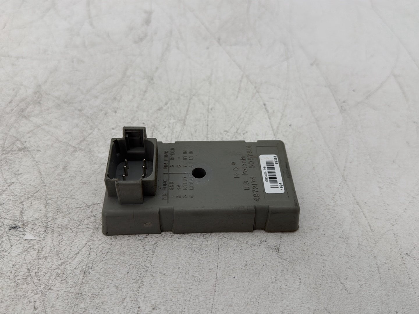 2000 Harley Dyna FXDWG Wide Glide OEM Turn Signal Computer Module TSM