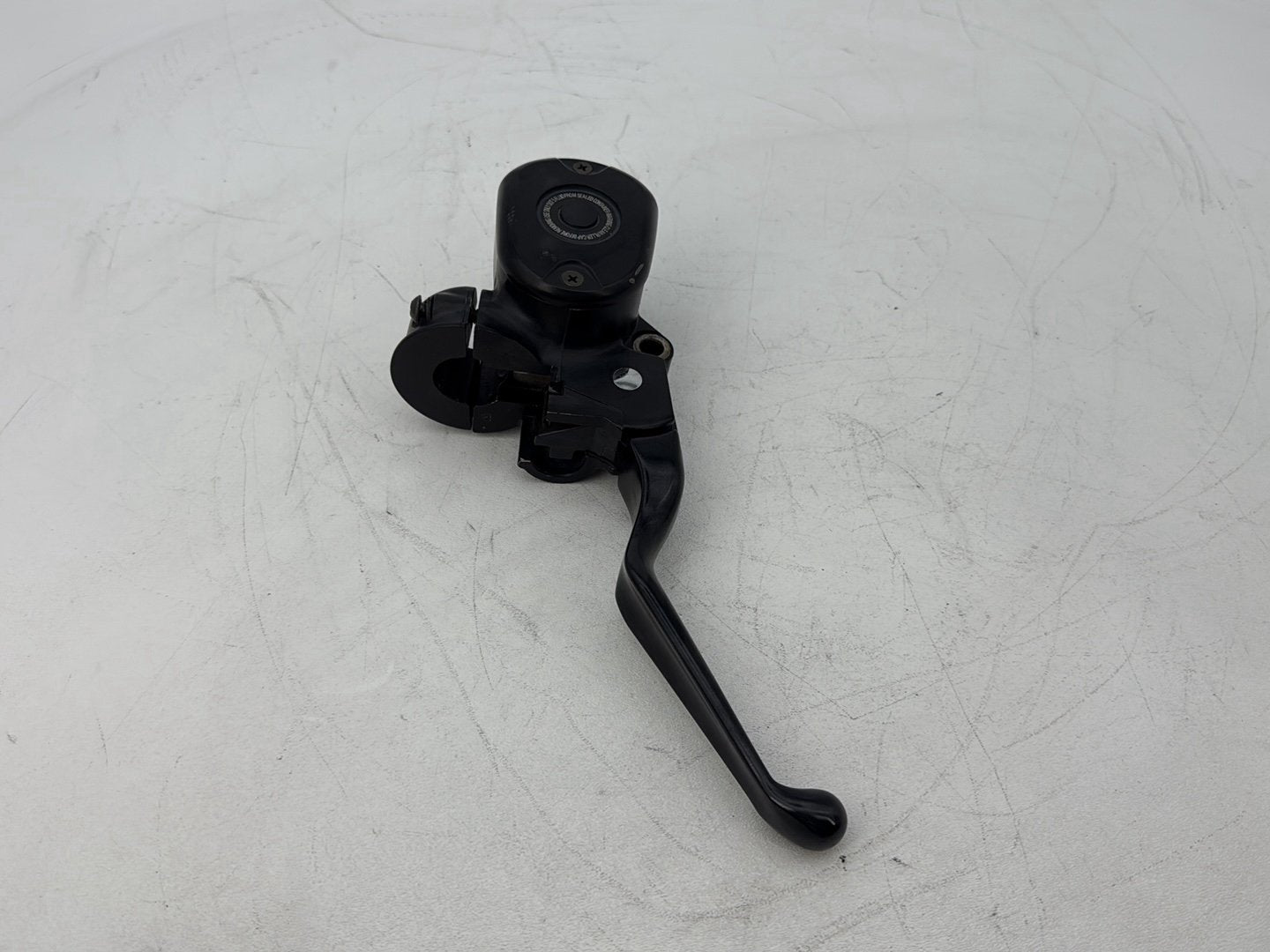 2004 - 2013 Harley-Davidson Sportster 1200 Custom Front Brake Lever Master Cylinder Reservoir 45146-04