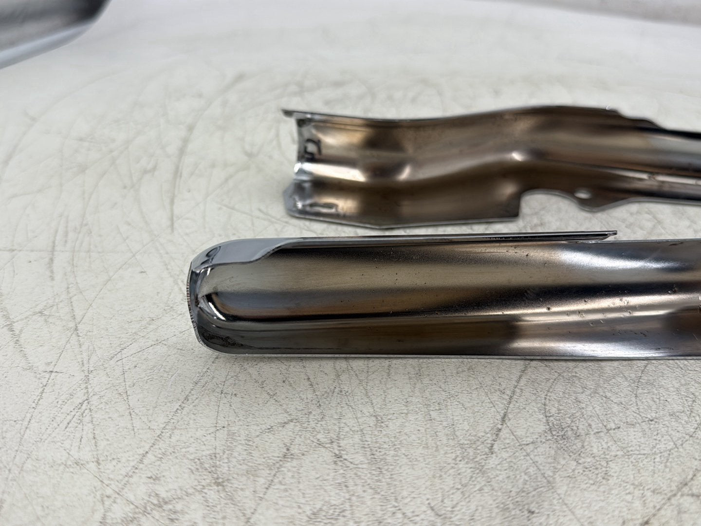 2006 Harley Road King Touring FLHRCI Classic OEM Left Right Saddlebag Fender Struts Brackets