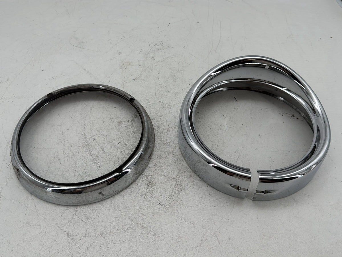 2006 Harley Street Glide Touring OEM Headlight Mount Bracket Ring Circle Trim