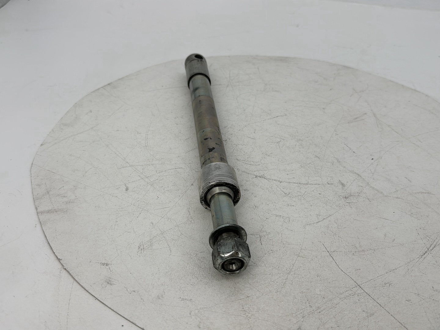 2007 - 2016 Harley-Davidson Touring Electra Glide Ultra Front Wheel Axle Bolt Shaft