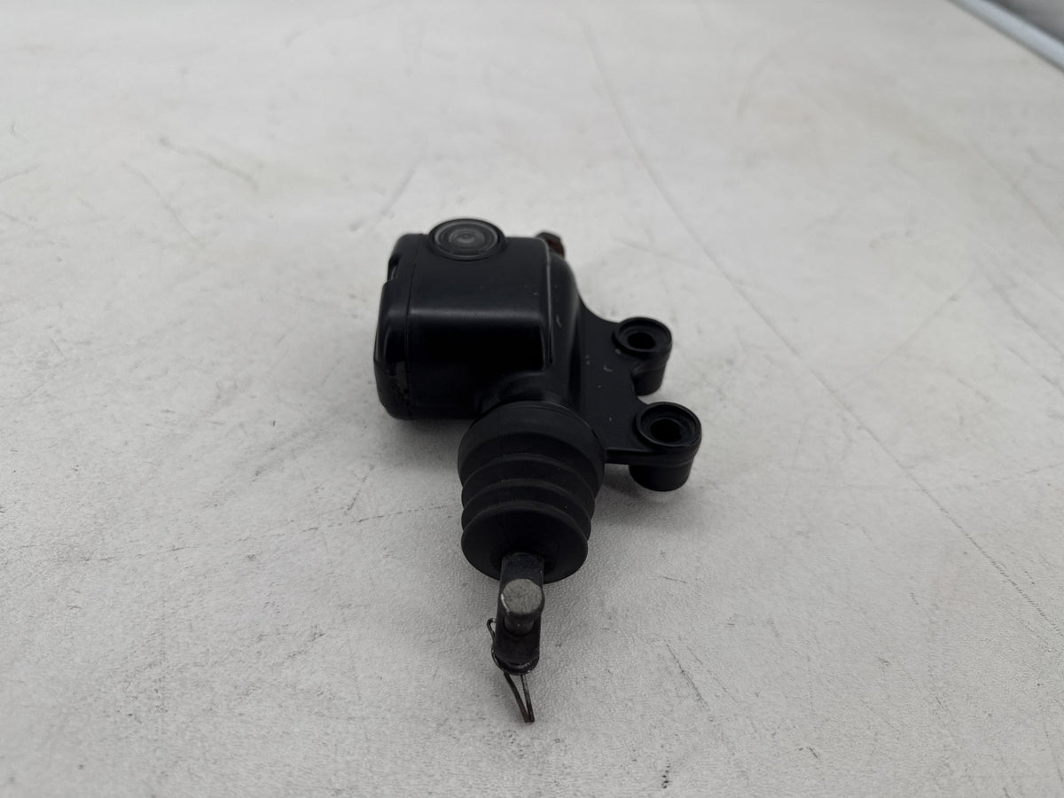 2009 Harley Electra Glide Touring Ultra OEM Rear Brake Master Cylinder Reservoir