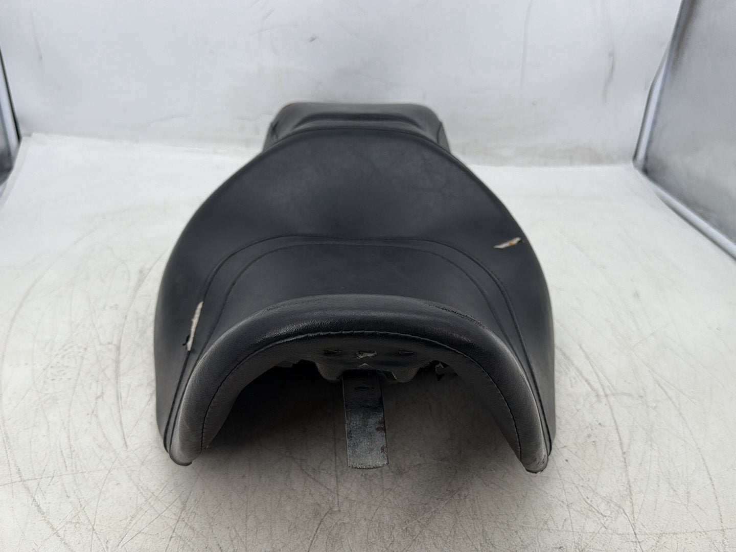 2004 Harley Road King Touring Custom FLHRSI OEM Passenger Rider Driver Seat Saddle