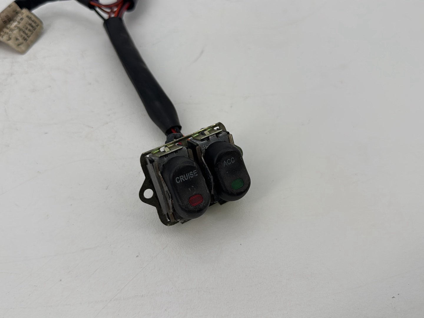 2007 - 2012 Harley-Davidson Touring Road Glide  Inner Fairing Wire Wiring Harness Switch 71637-98