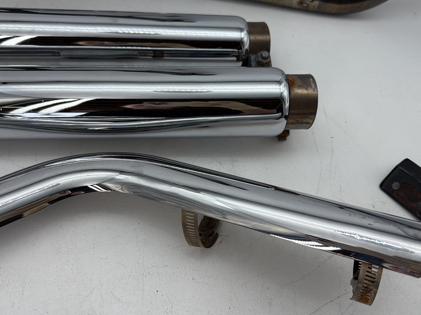 2008 Harley Softail Deluxe FLSTN OEM Exhaust Header Pipes Muffler