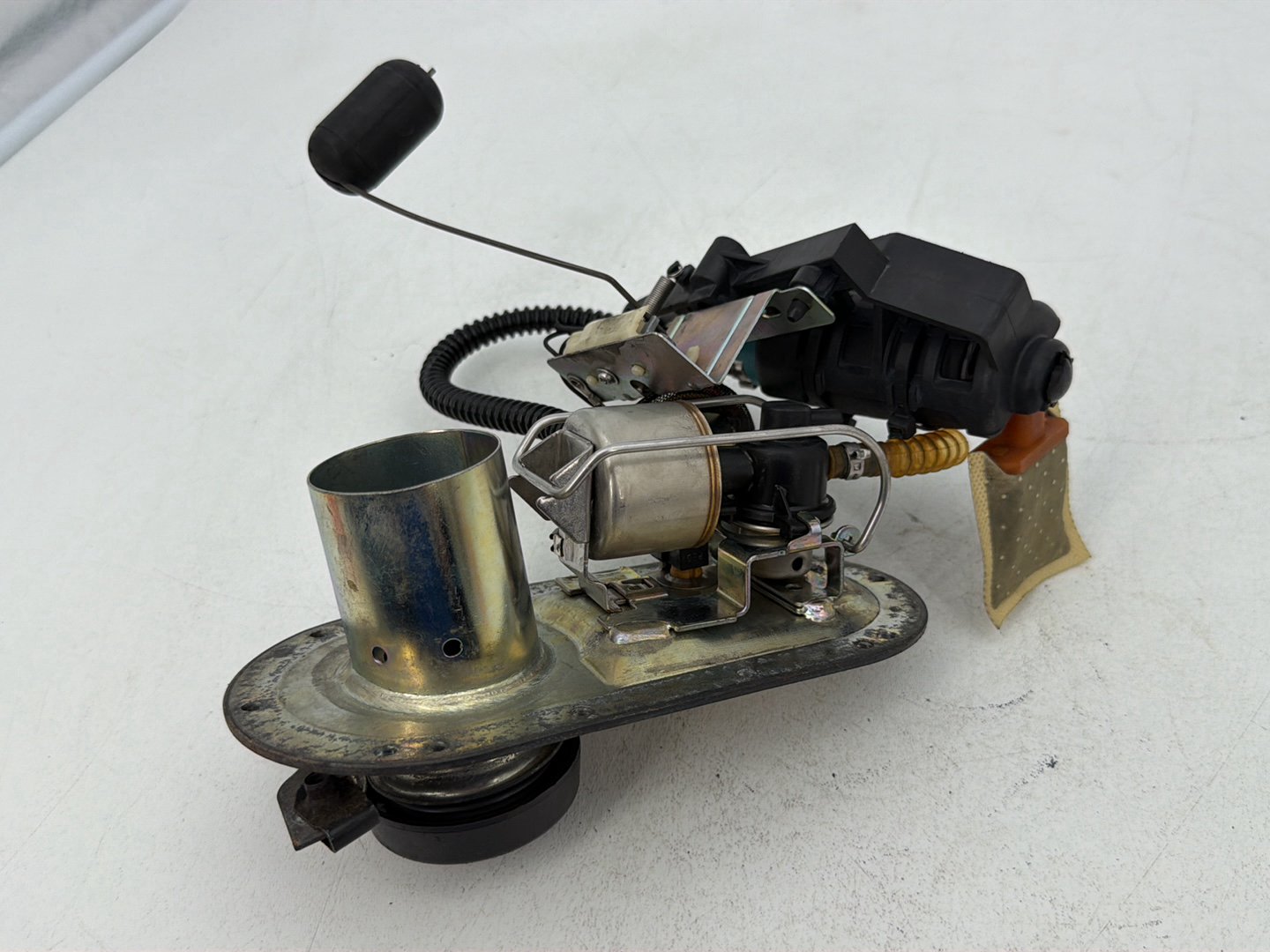 2007 - 2012 Harley-Davidson Touring Street Glide Gas Gasoline Fuel Petrol Pump Sending 62897-01B