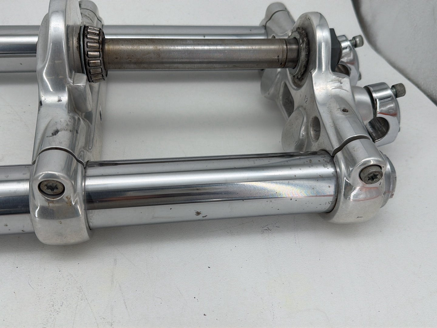 2009 Harley Dyna Street Bob FXDB OEM Front Triple Tree Set & LH RH Fork Legs Sliders