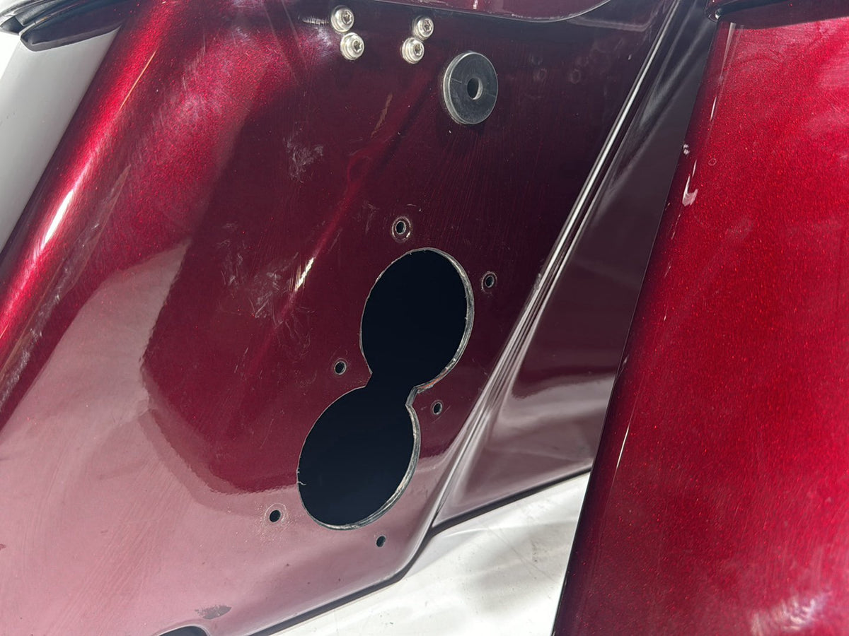 2014 Harley Street Glide OEM Left 1 Saddlebag Luggage NO Key SCRATCHED
