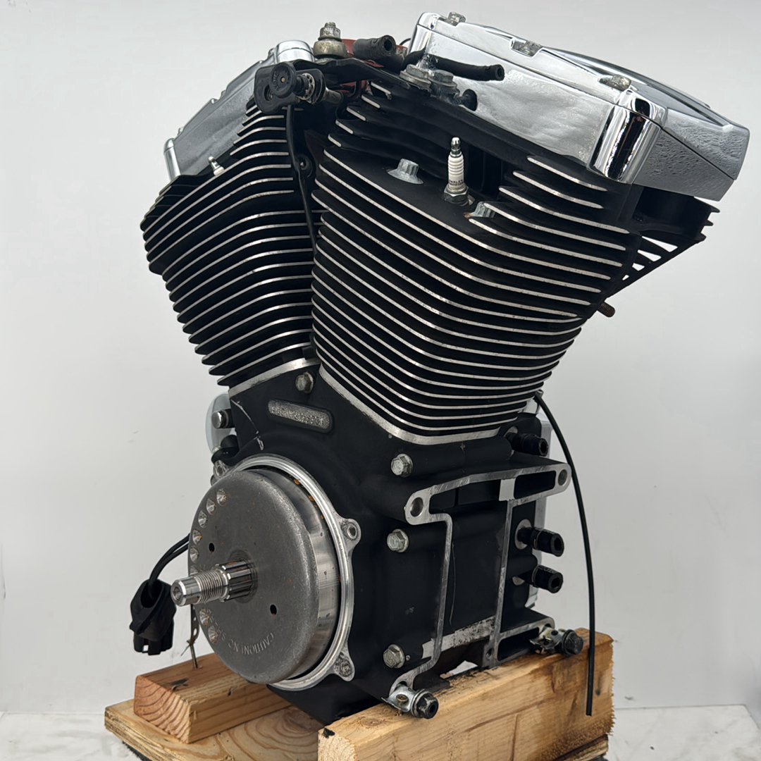 1999 - 2006 Harley-Davidson Dyna Low Rider CARB Twin Cam 88 Engine Motor 16165-99