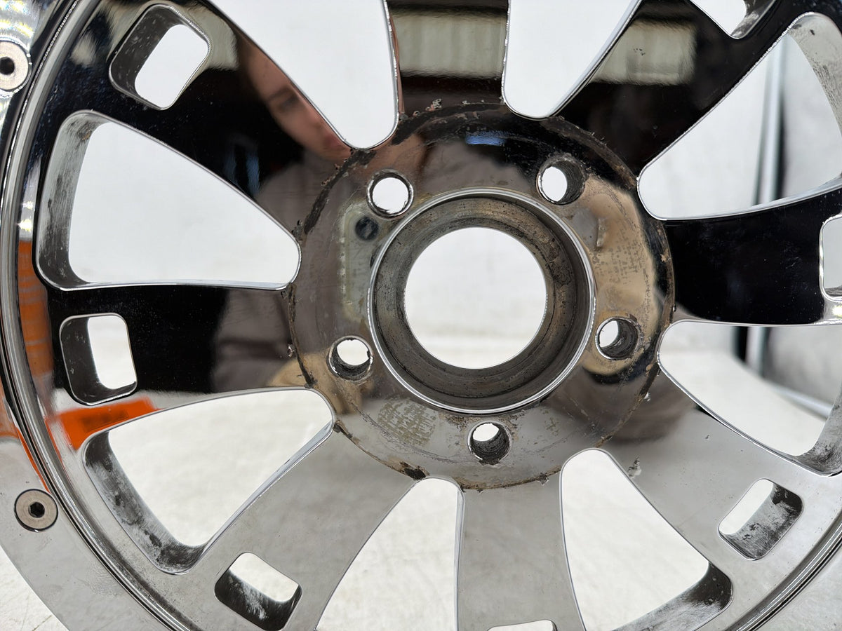 2004 Harley Electra Glide CVO OEM Rear Driver Pulley Sprocket 70T 1-1/8" Chrome