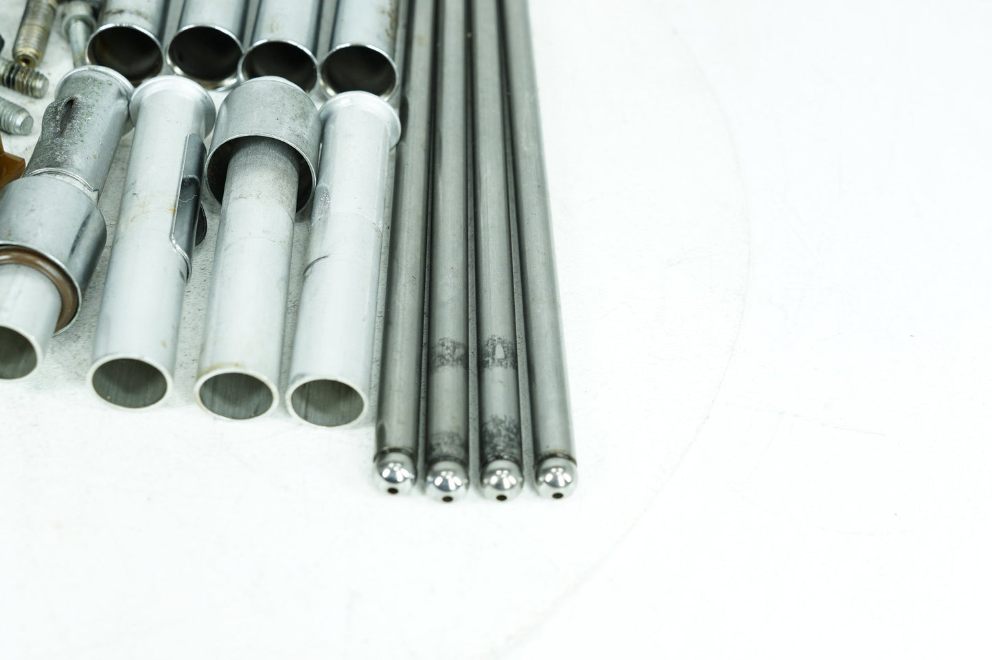 2007 - 2016 Harley-Davidson Touring Street Glide Twin Cam Engine Hardware Bolt Pushrods 17922-99