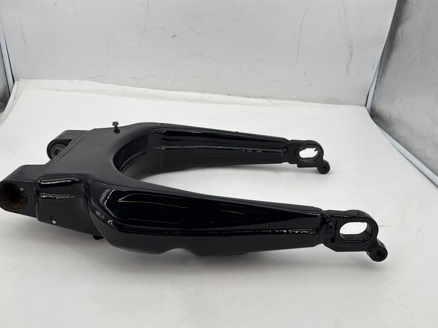 2011 Harley Road King Touring FLHRC Classic OEM Rear Fork Swingarm Swing Arm