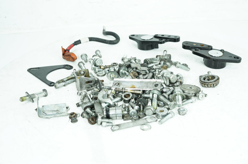1999 - 2006 Harley-Davidson Touring Electra Glide Classic Hardware Bolts Nuts & Brackets