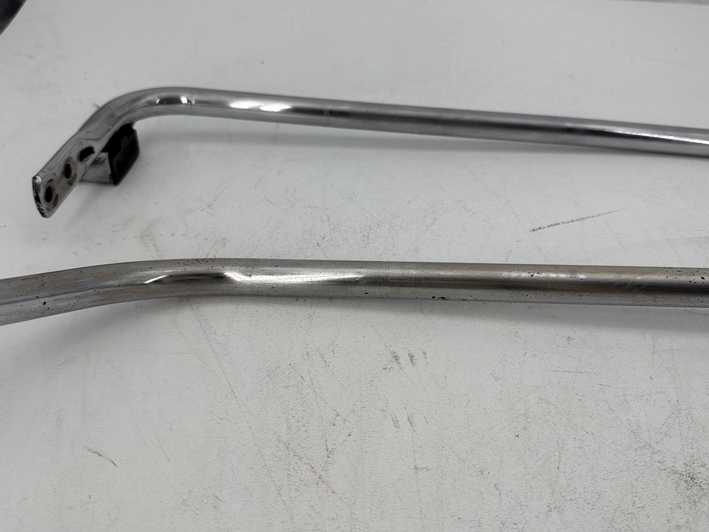 2007 Harley Street Glide Touring OEM Rear Left Right Saddlebag Guard Rails Bar