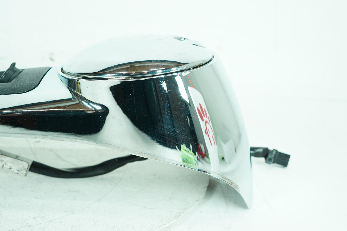 2007 - 2011 Harley-Davidson Touring Electra Glide Ultra Fuel Gas Tank Dash Console NOKey 61270-08