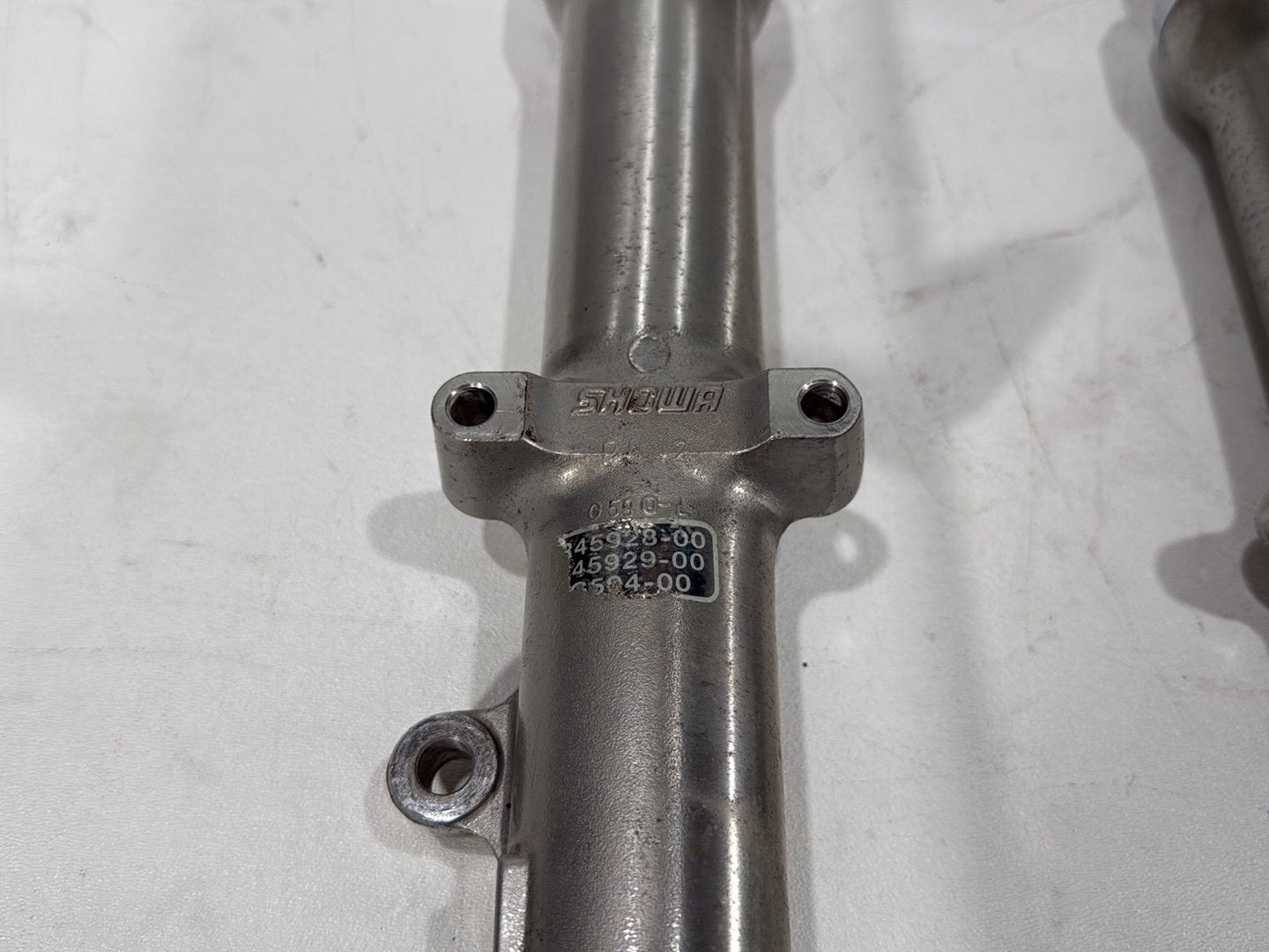 2001 Harley Sportster 883 Hugger XLH883 OEM Front Triple Tree Set & LH RH Fork Legs Sliders