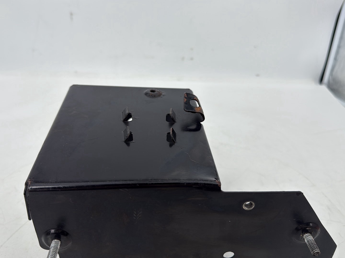 1999 - 2006 Harley-Davidson Touring Road King Police Battery Tray Bracket Holder Carrier 66281-01