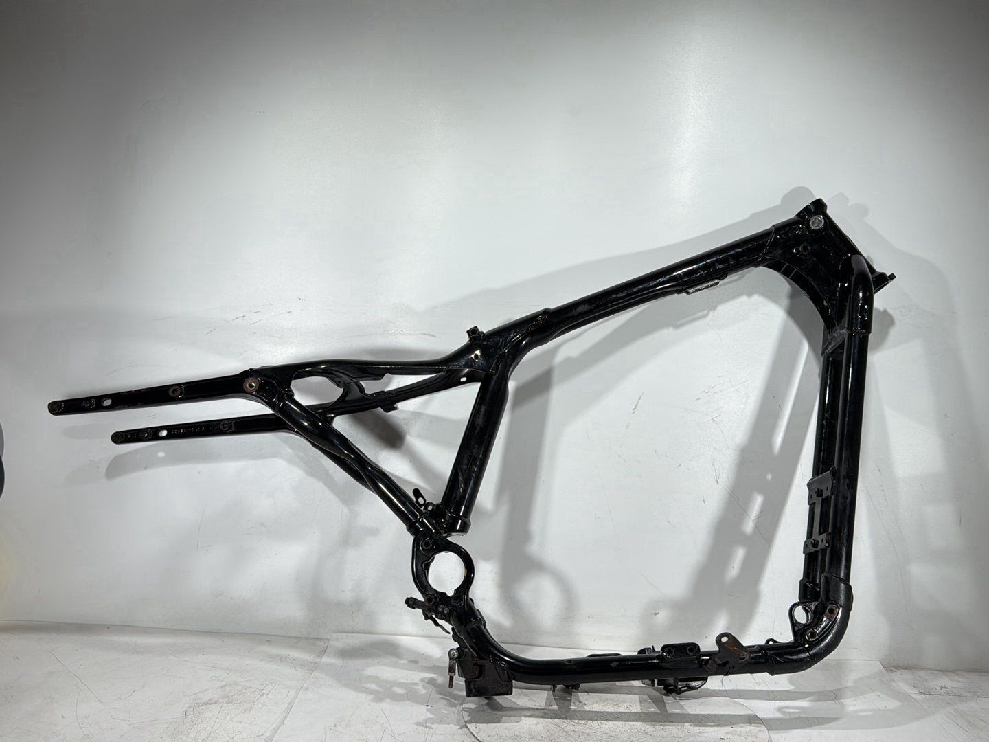 2008 Harley Sportster XL883L 883 Low OEM Body Main Frame Chassis SLVG 49348-09
